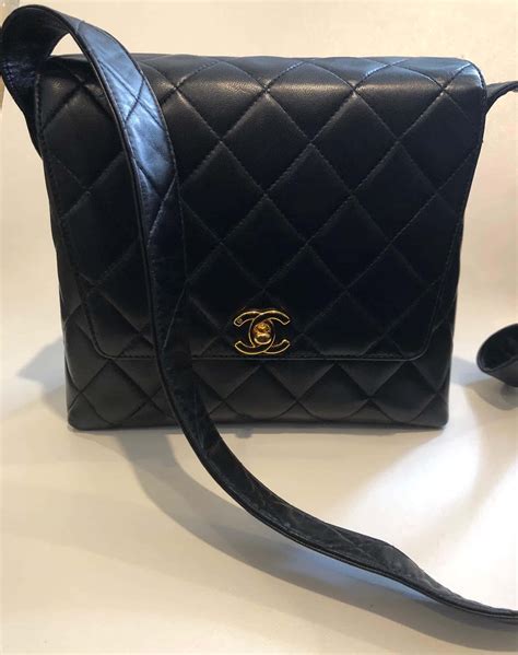 chanel shoulder strap